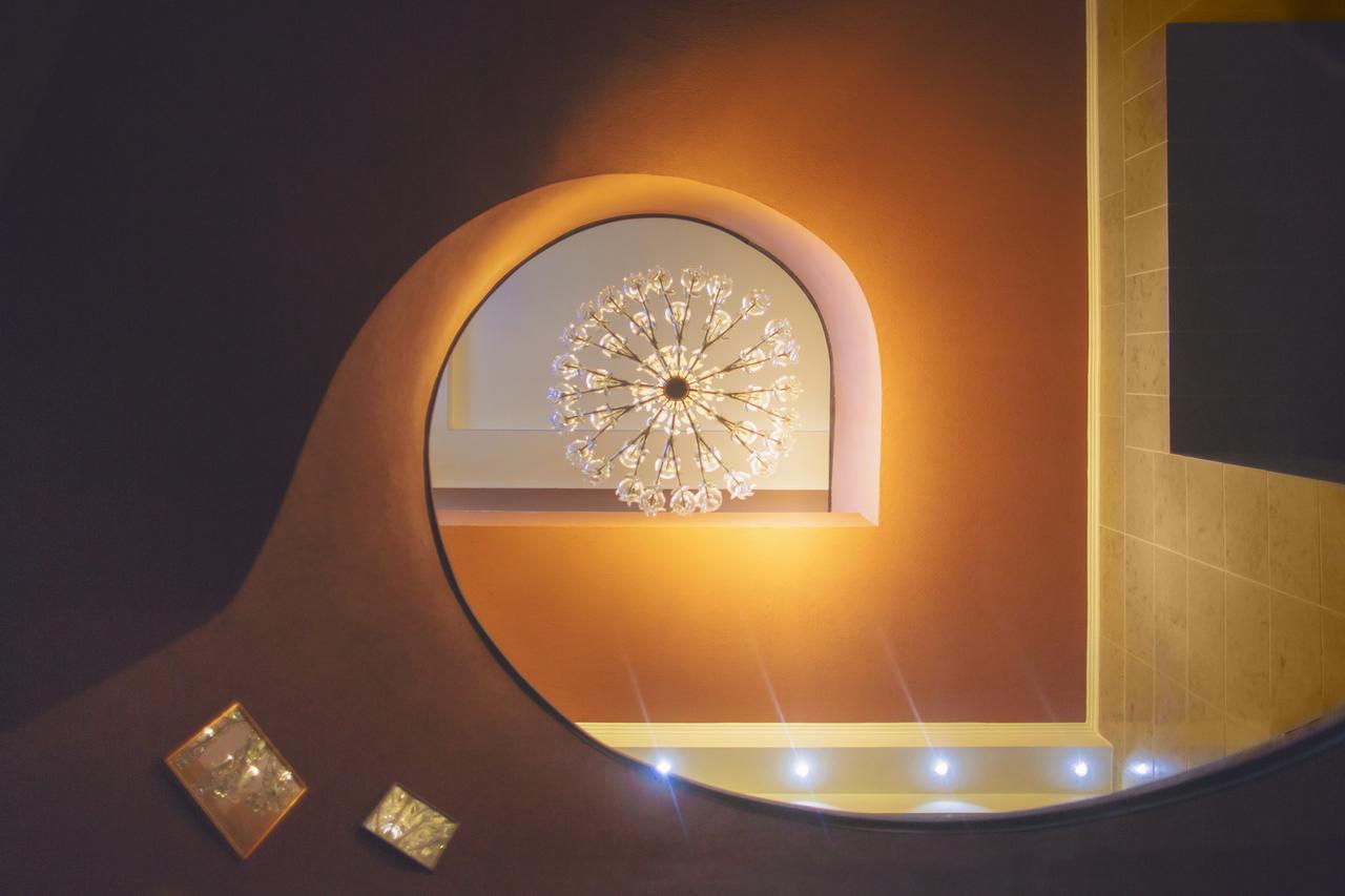 Komlo Hotel Gyula Esterno foto